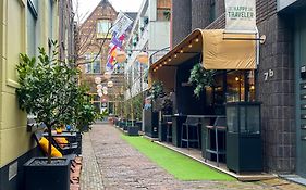 Hotel The Happy Traveler